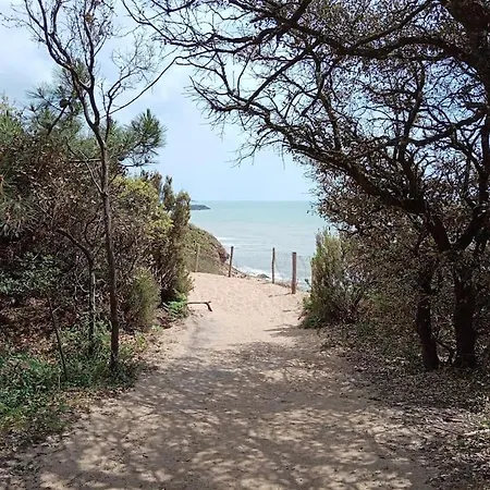 Au Coeur Du Golf De Port Bourgenay, Proche Des Sables D'olonne *