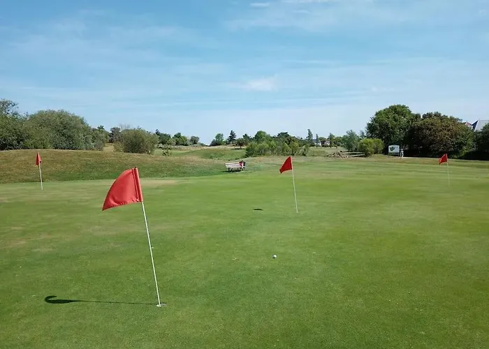 Au Coeur Du Golf De Port Bourgenay, Proche Des Sables D'olonne Apartamento *
